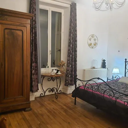 Bed & Breakfast De Souza *