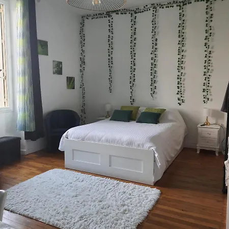 De Souza Bed & Breakfast Bouille-Loretz