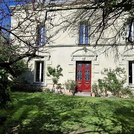 Bed & Breakfast De Souza 3*