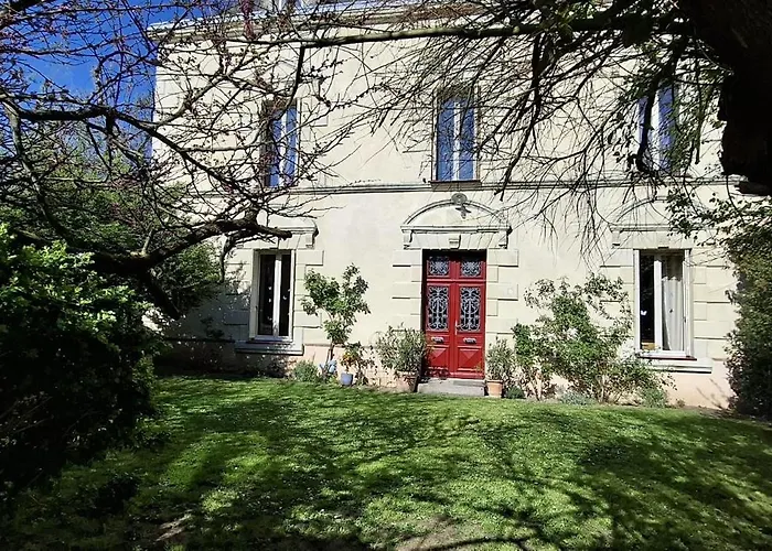 住宿加早餐酒店 De Souza 3*