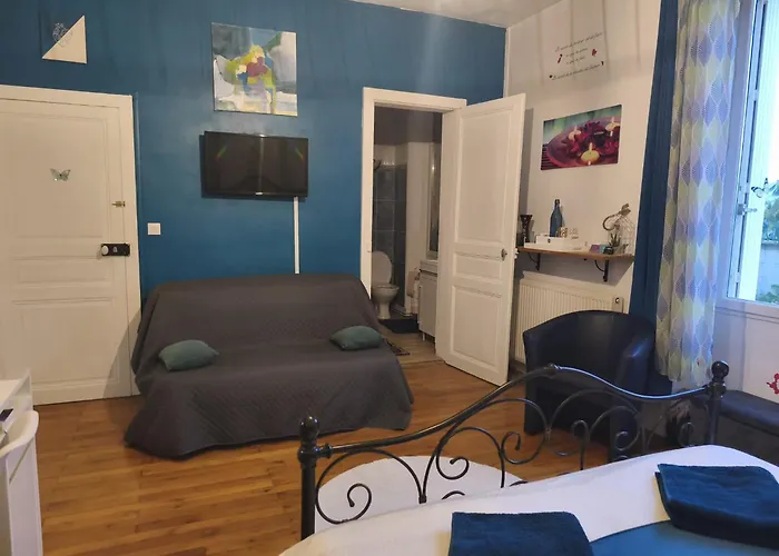 住宿加早餐酒店 De Souza 3*